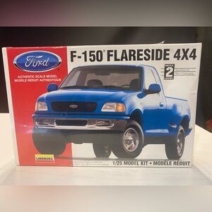 NEW Lindberg 72149 1/25 Ford F-150 Flareside 4x4 Plastic Model Pickup Truck Kit